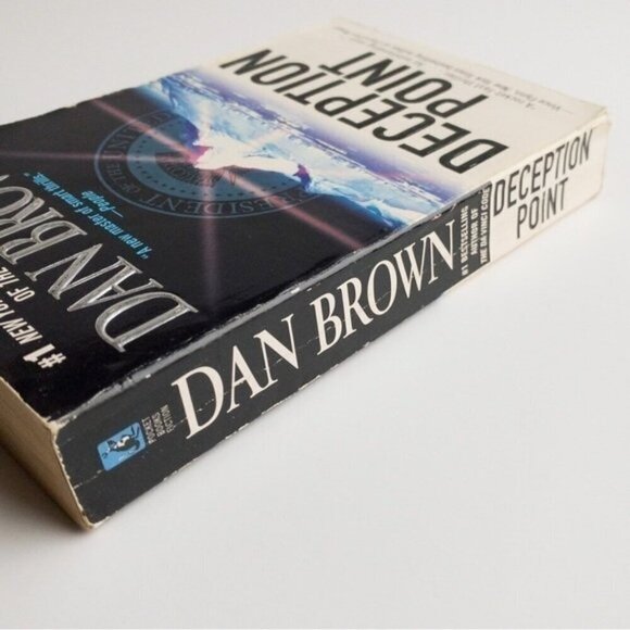 Deception Point - Dan brown - Picture 6 of 8